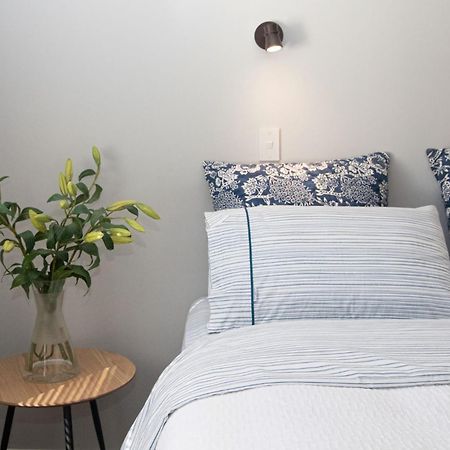 The Coastal Cottage Central City Location 뉴플리머스 외부 사진